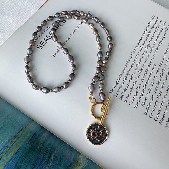 (SOLD) Pearl necklace - Picture 4 of 5